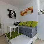 Apartment Color Green